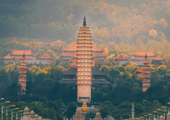 崇聖寺三塔 崇聖寺三塔
