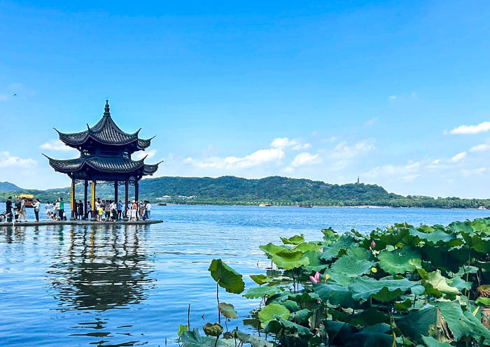 美不(bù)勝收的(de)西湖美景 美不(bù)勝收的(de)西湖美景