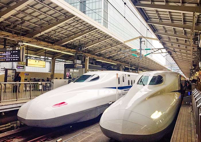 日本子(zǐ)彈頭列車