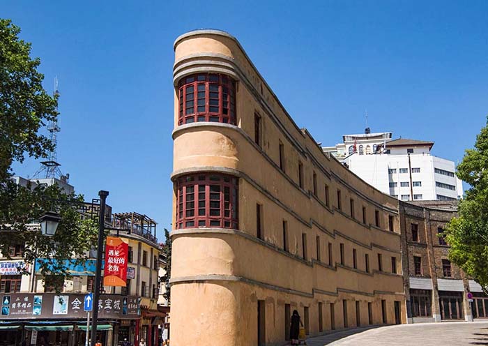昆明老街獨特的(de)曆史建築 昆明老街獨特的(de)曆史建築