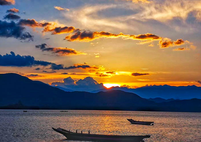 泸沽湖 泸沽湖