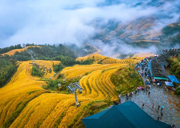 震撼人(rén)心的(de)龍脊梯田 震撼人(rén)心的(de)龍脊梯田