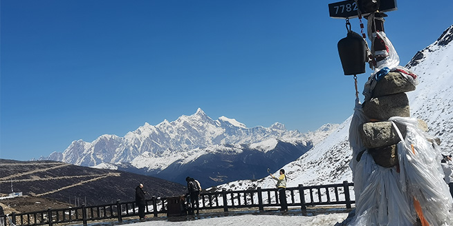 南迦巴瓦峰
