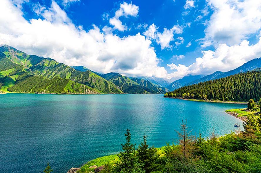 天山天池